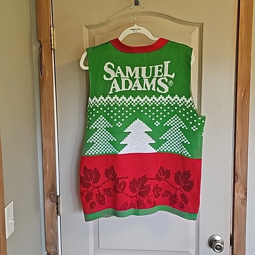 Samuel Adams Christmas 🎄 vest - Picture 5 of 5
